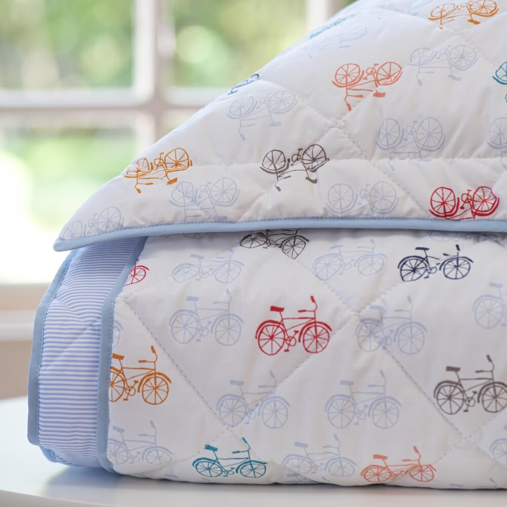 Colcha matelassê infantil percal 200 fios Bike estampada - Imagem 1